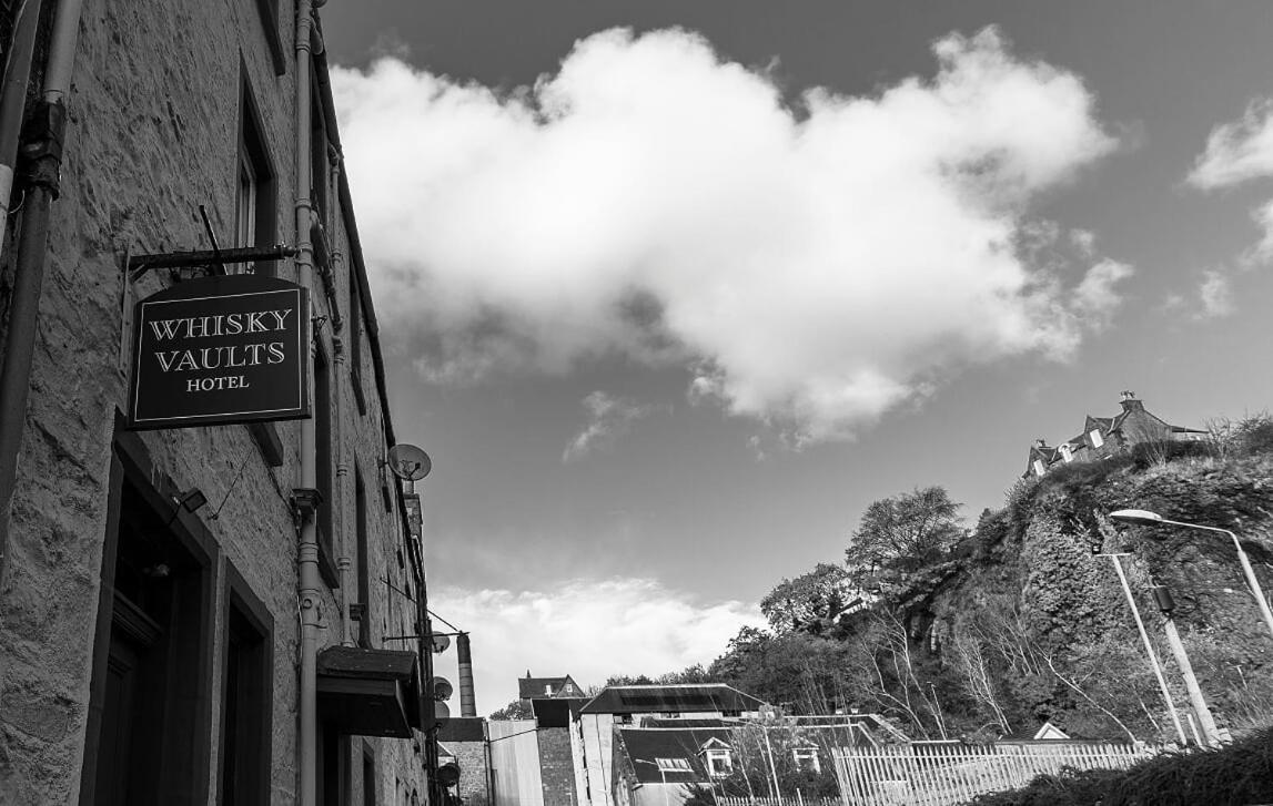 Hotel The Whisky Vaults Oban Zewnętrze zdjęcie